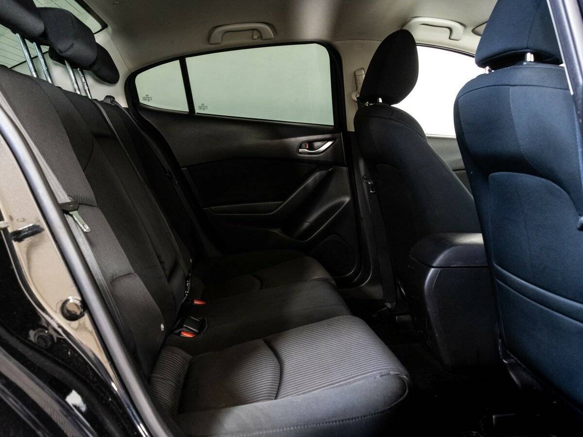Купить Mazda 3 с пробегом. Фото: #16