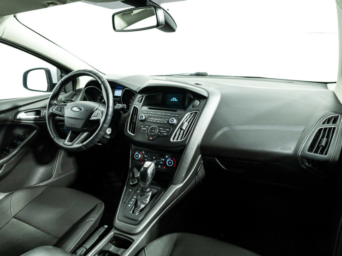 Купить Ford Focus с пробегом. Фото: #9