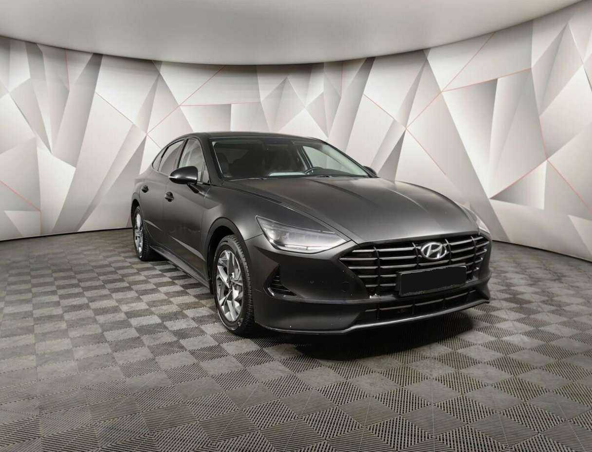 Купить Hyundai Sonata с пробегом. Фото: #2