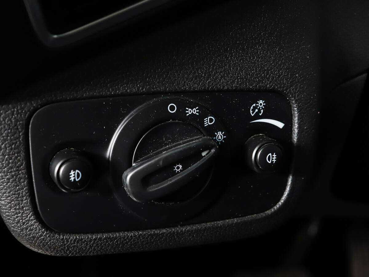 Купить Ford Kuga с пробегом. Фото: #17