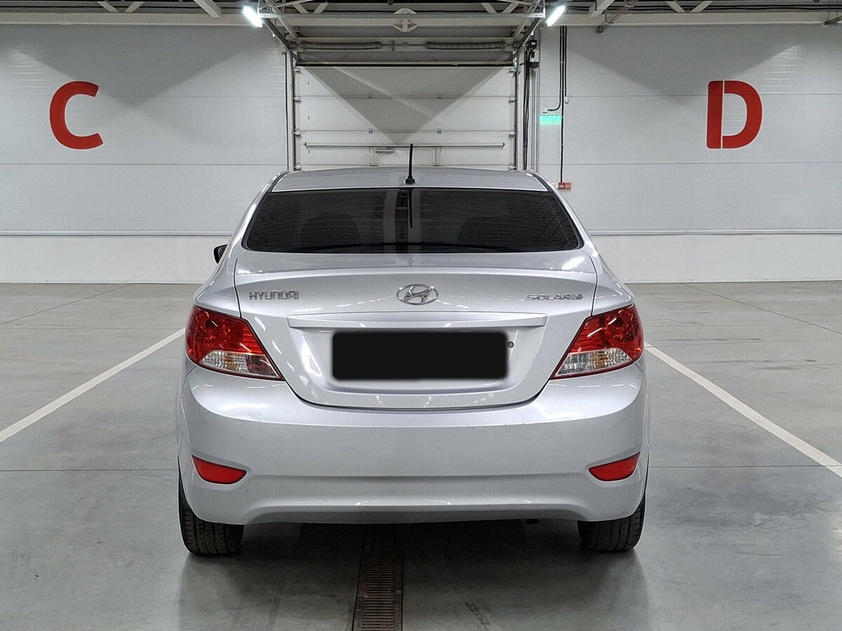 Купить Hyundai Solaris с пробегом. Фото: #5