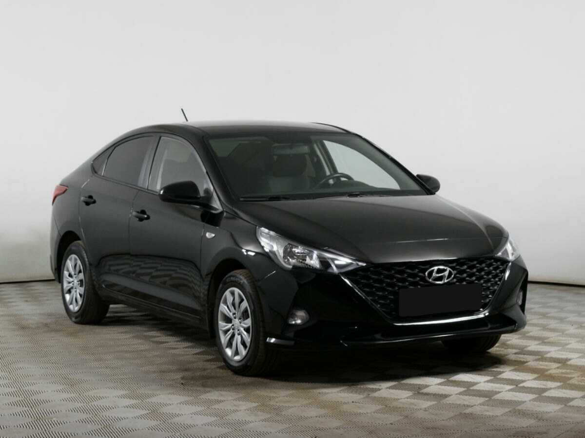 Купить Hyundai Solaris с пробегом. Фото: #2