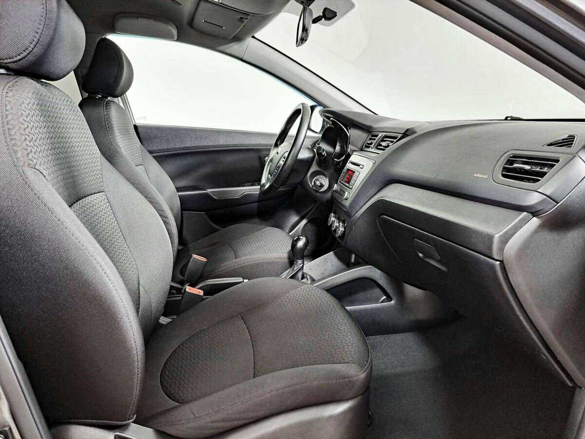 Купить Kia Rio с пробегом. Фото: #6