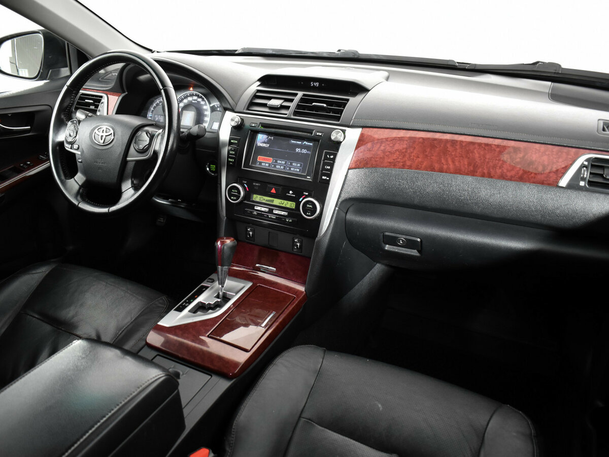 Купить Toyota Camry с пробегом. Фото: #7