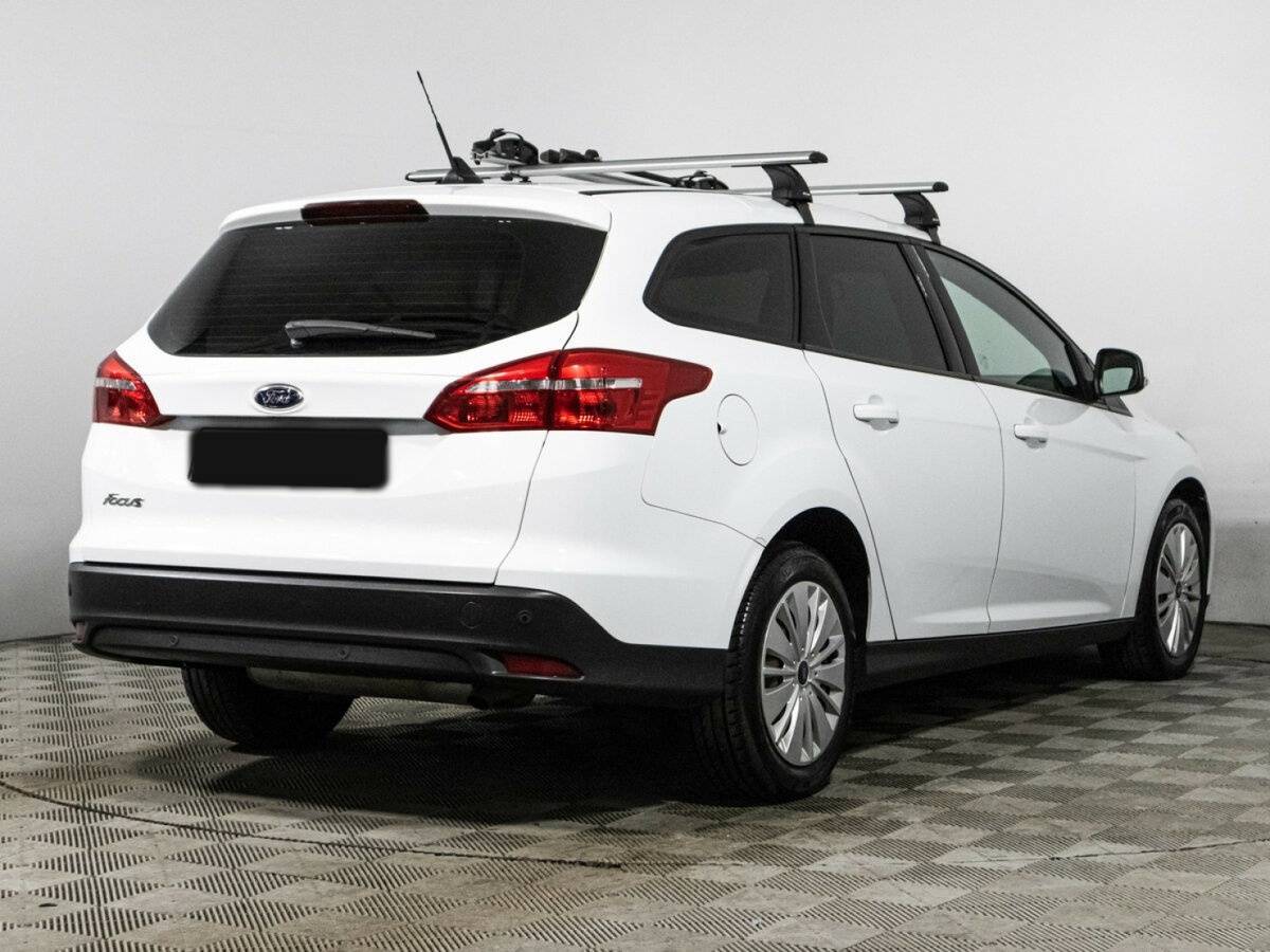Купить Ford Focus с пробегом. Фото: #4
