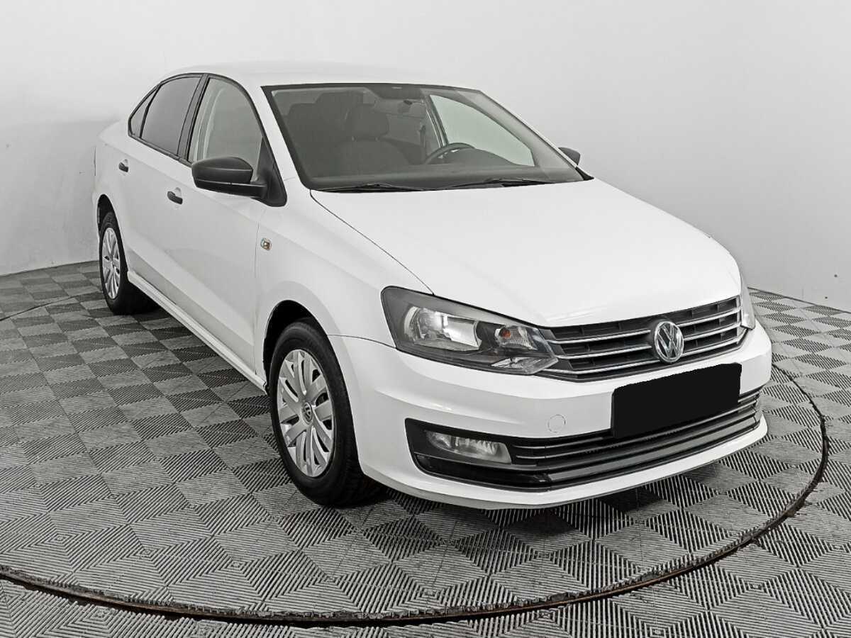 Купить Volkswagen Polo с пробегом. Фото: #2