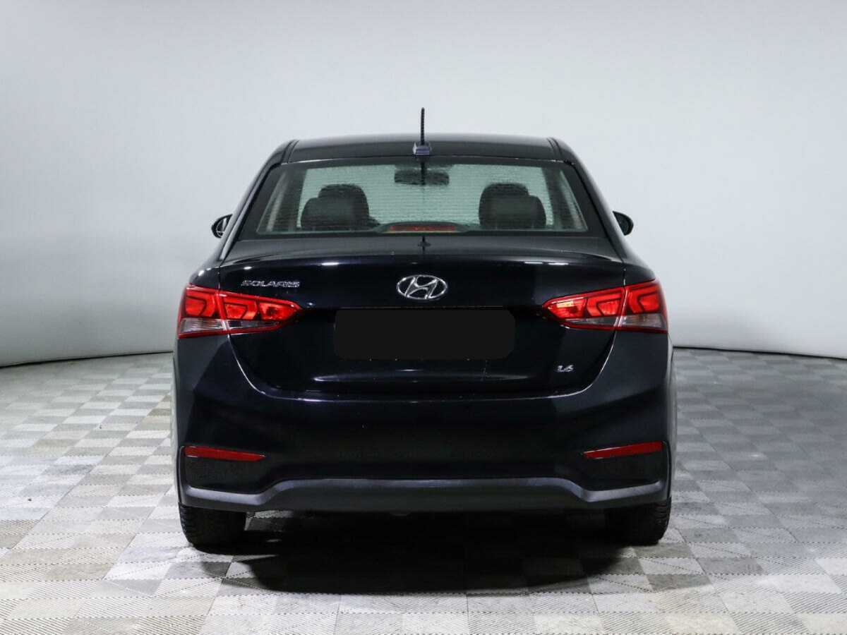 Купить Hyundai Solaris с пробегом. Фото: #4