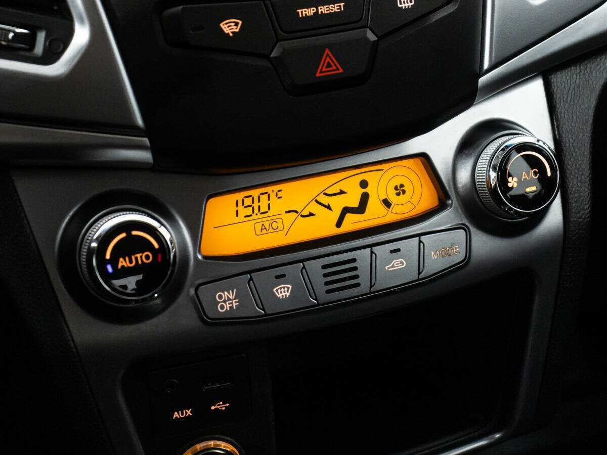 Купить SsangYong Actyon с пробегом. Фото: #14