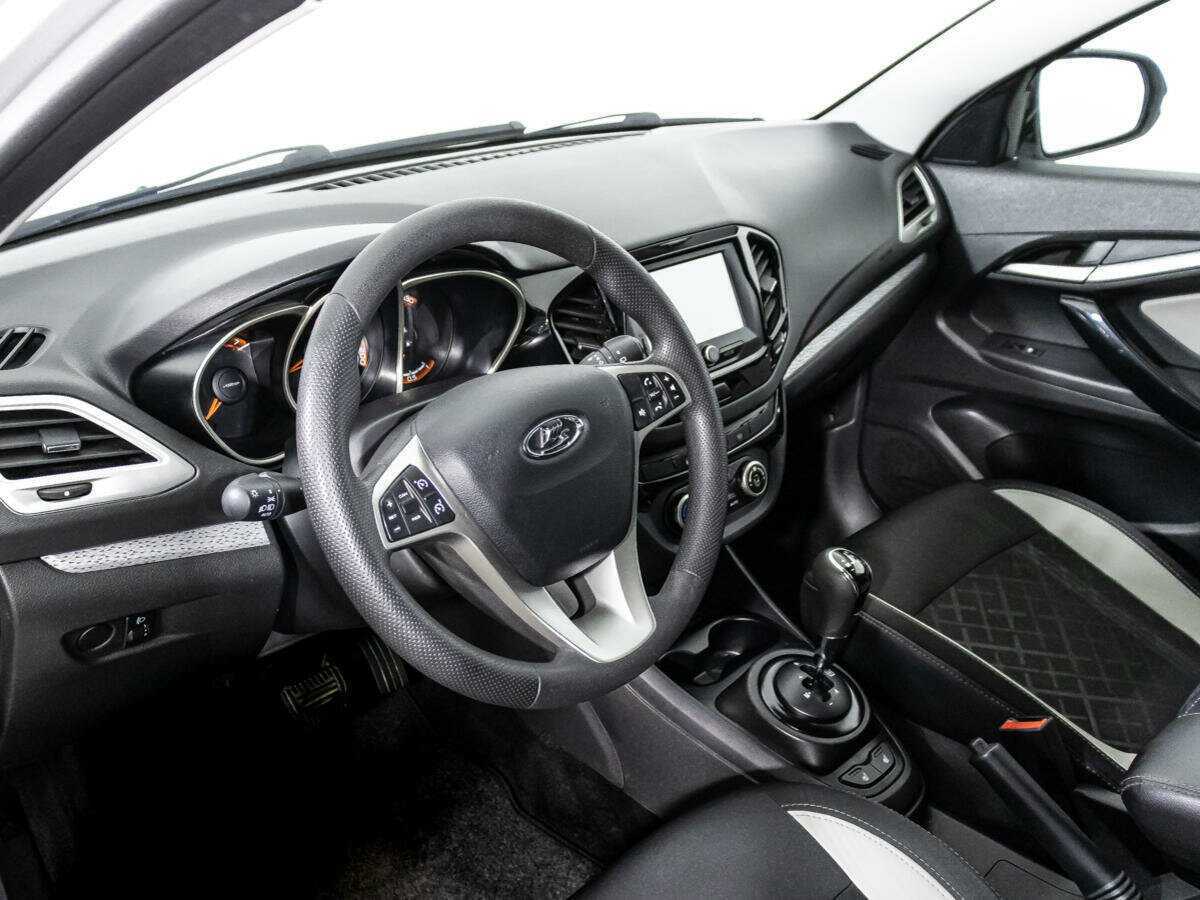 Купить Lada (ВАЗ) Vesta с пробегом. Фото: #10