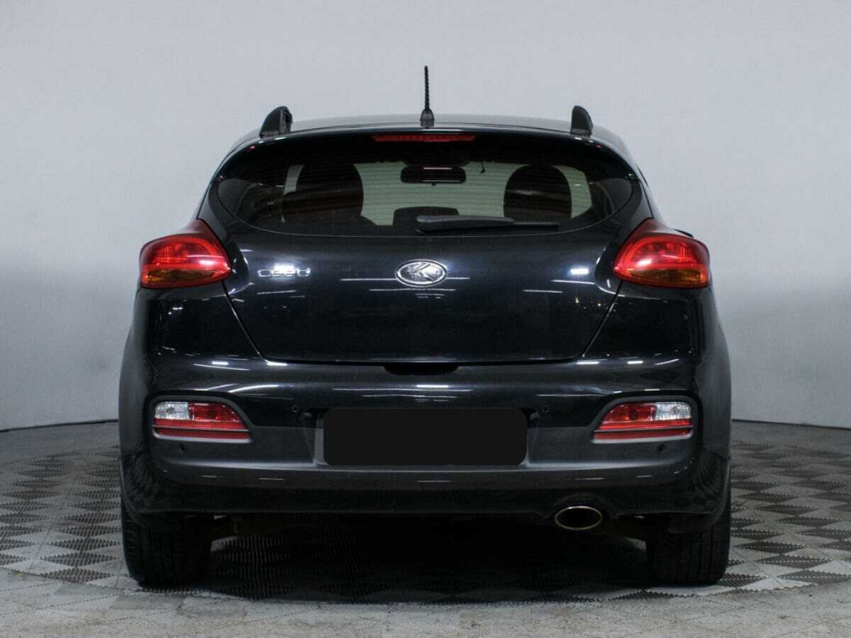 Купить Kia Ceed с пробегом. Фото: #4