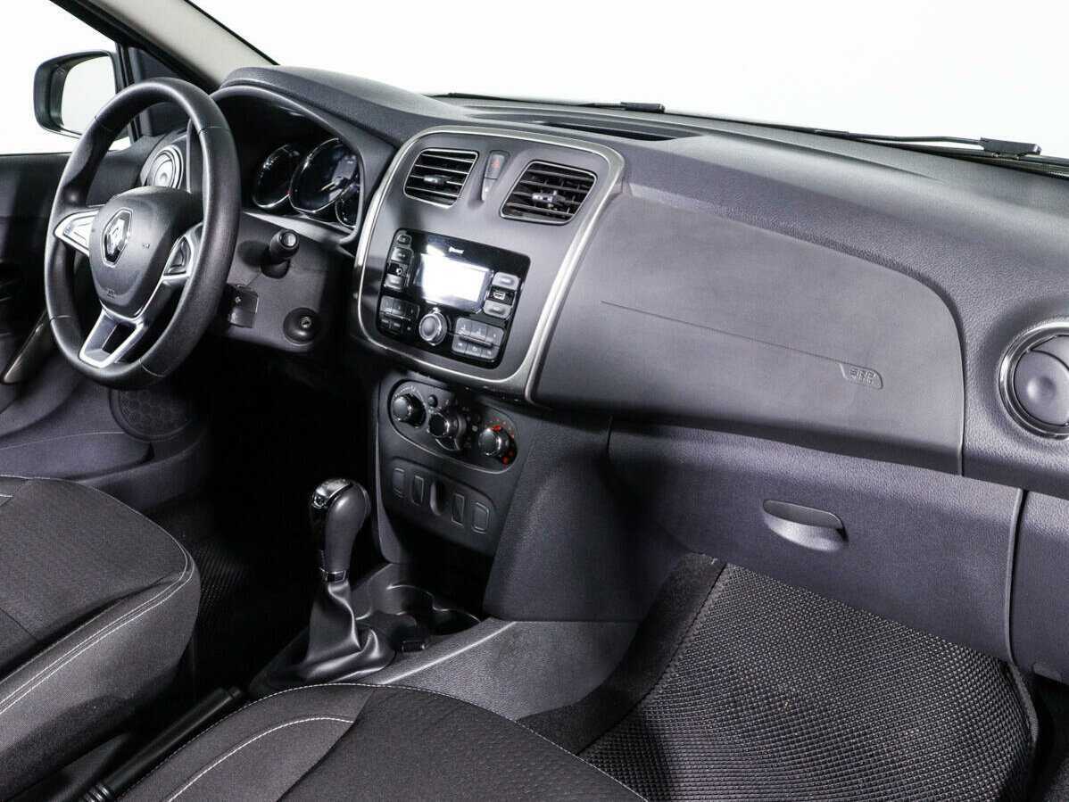 Купить Renault Logan с пробегом. Фото: #6