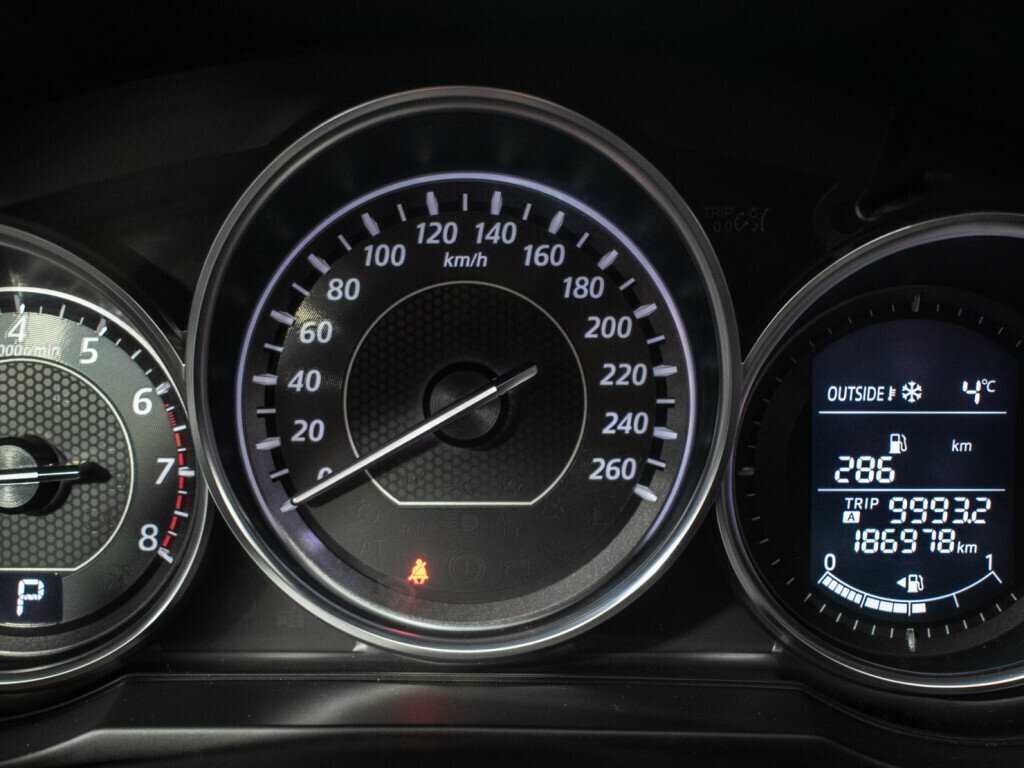 Купить Mazda 6 с пробегом. Фото: #10