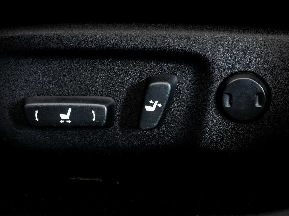 Купить Toyota Camry с пробегом. Фото: #17