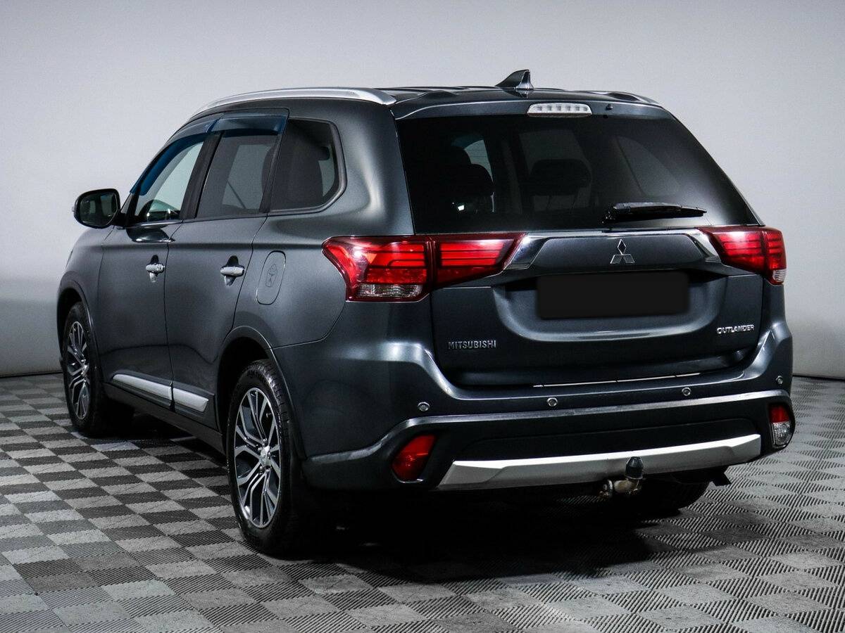 Купить Mitsubishi Outlander с пробегом. Фото: #4