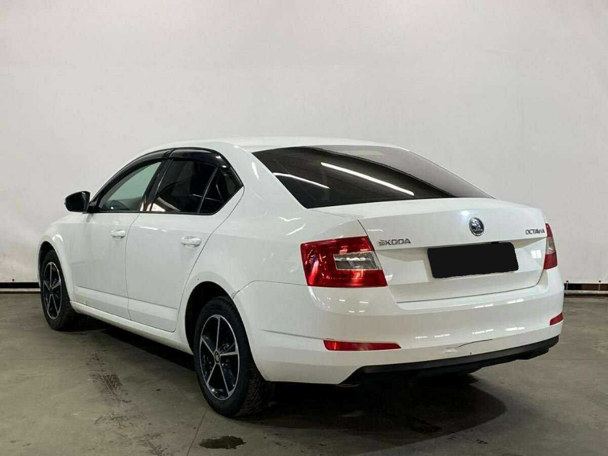 Купить Skoda Octavia с пробегом. Фото: #6