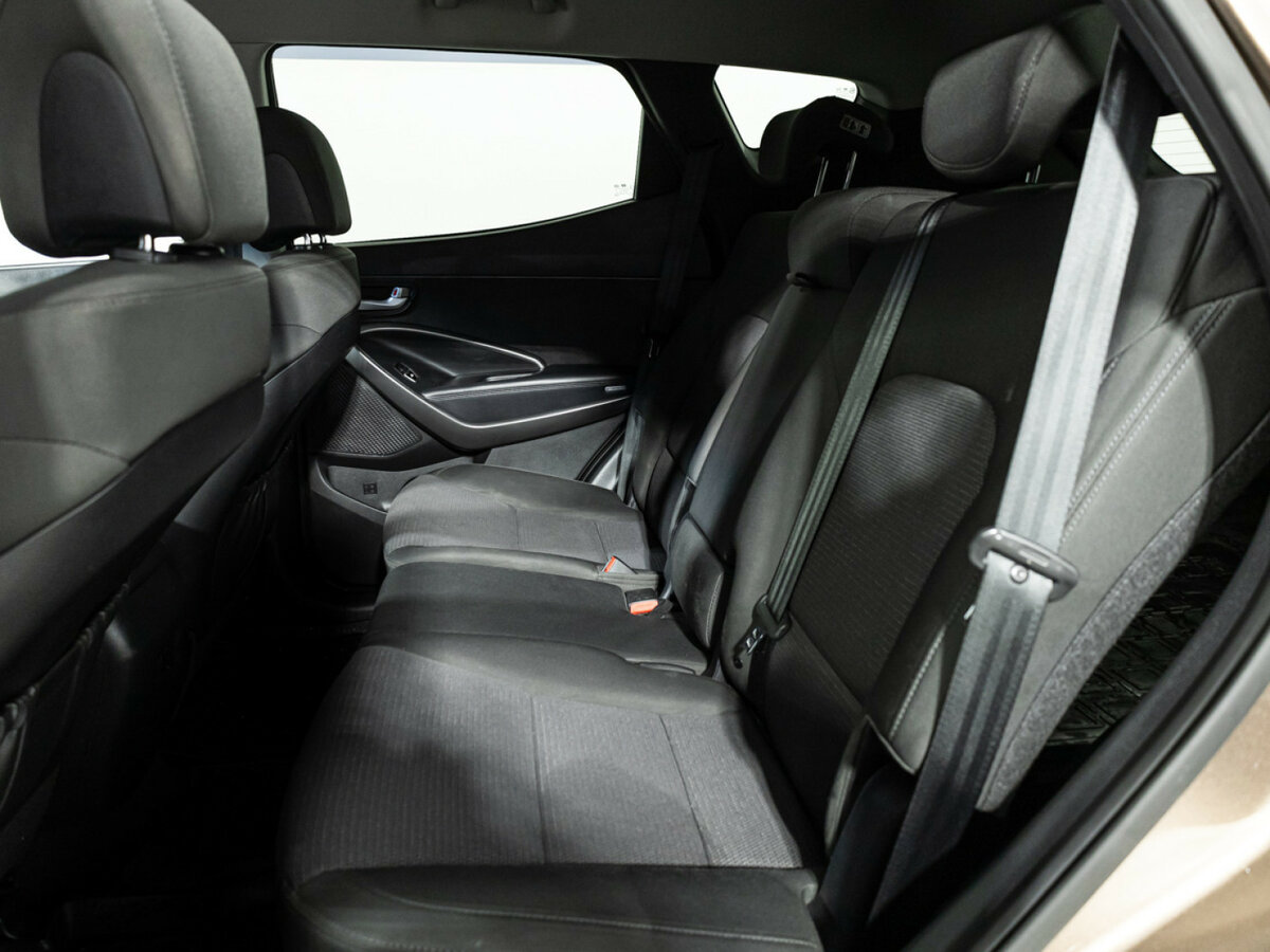 Купить Hyundai Santa Fe с пробегом. Фото: #7