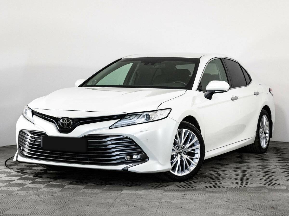 Купить Toyota Camry с пробегом. Фото: #0