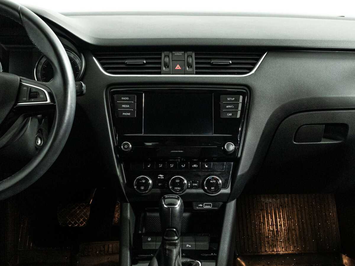 Купить Skoda Octavia с пробегом. Фото: #13