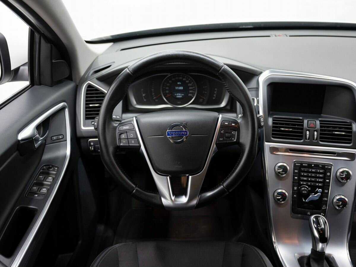 Купить Volvo XC60 с пробегом. Фото: #13