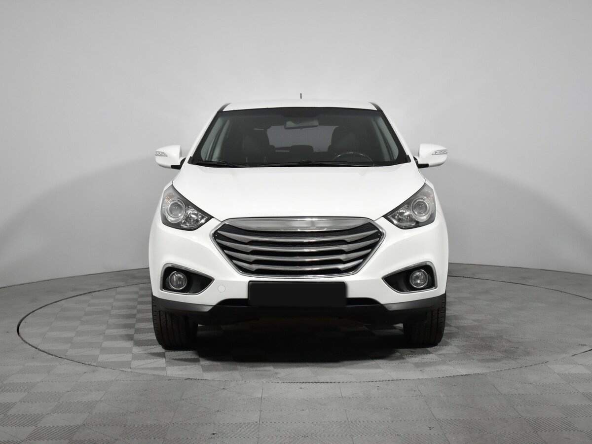 Купить Hyundai ix35 с пробегом. Фото: #1
