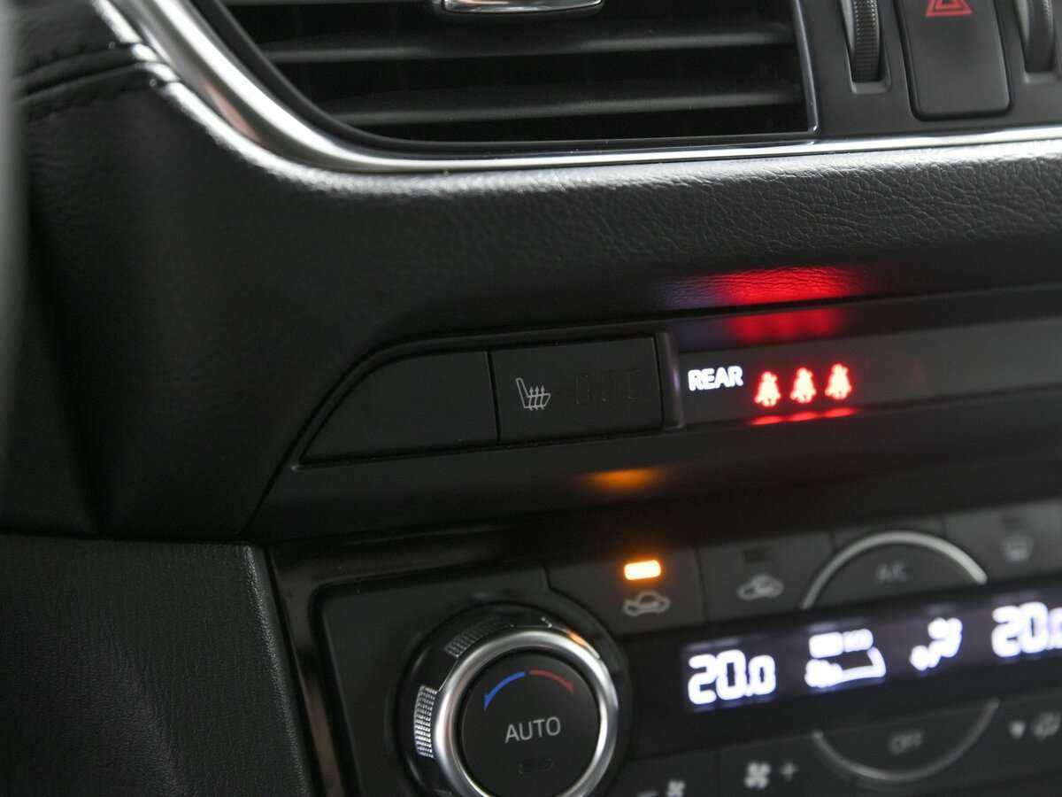 Купить Mazda 6 с пробегом. Фото: #13