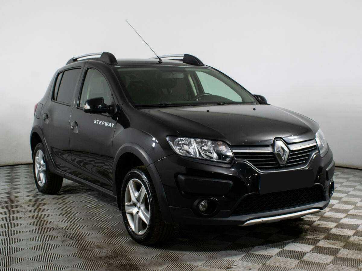 Купить Renault Sandero с пробегом. Фото: #2