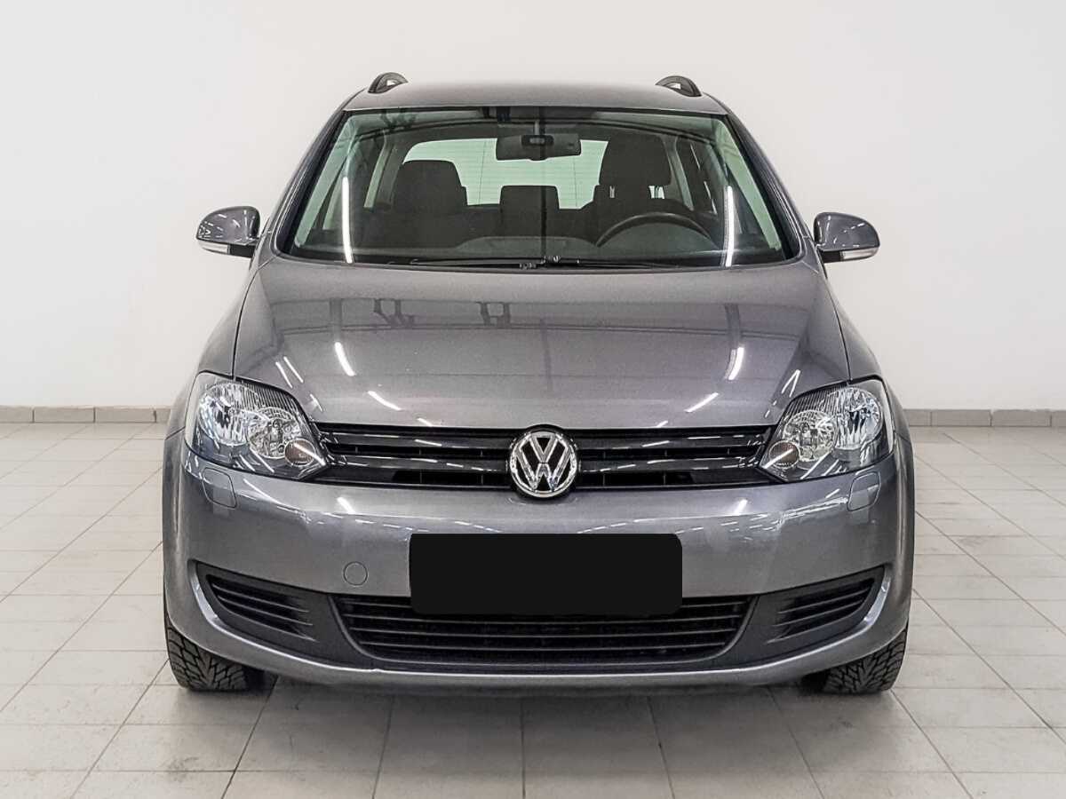 Купить Volkswagen Golf Plus с пробегом. Фото: #1