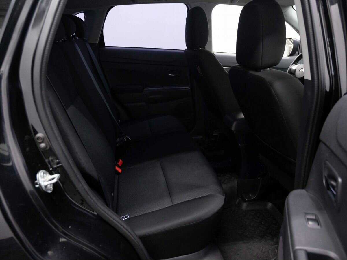 Купить Mitsubishi ASX с пробегом. Фото: #9