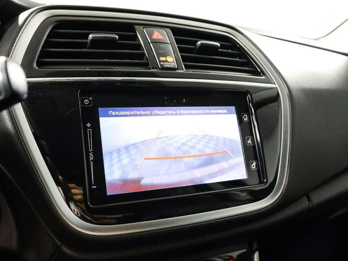 Купить Suzuki SX4 с пробегом. Фото: #14
