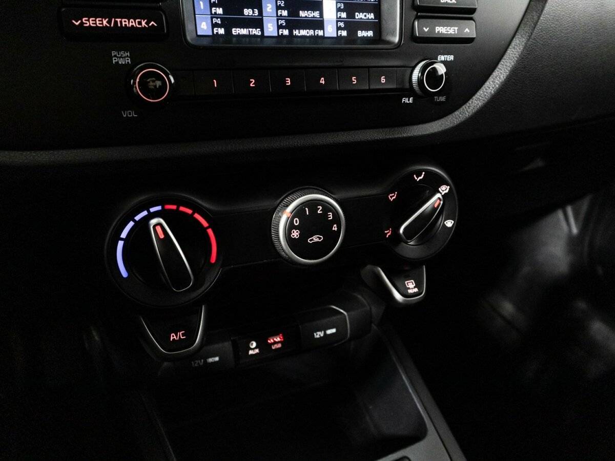 Купить Kia Rio с пробегом. Фото: #15