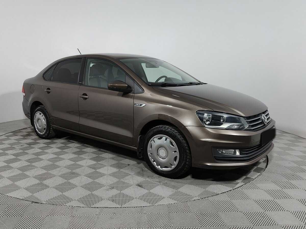 Купить Volkswagen Polo с пробегом. Фото: #2