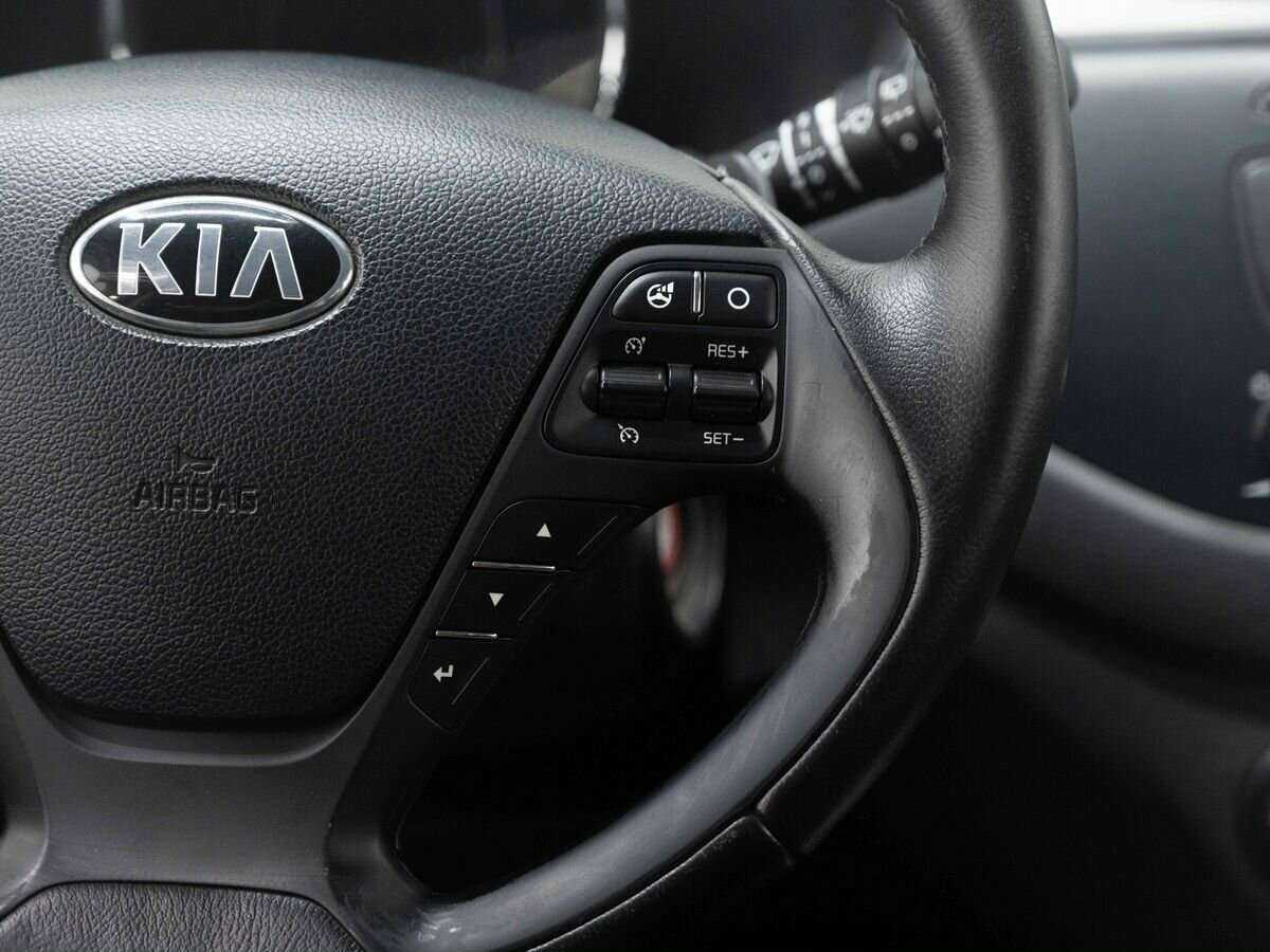Купить Kia Ceed с пробегом. Фото: #10