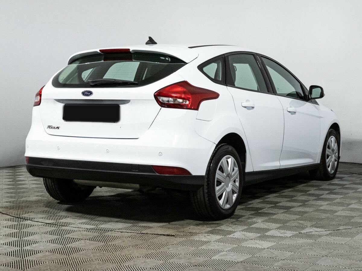 Купить Ford Focus с пробегом. Фото: #4