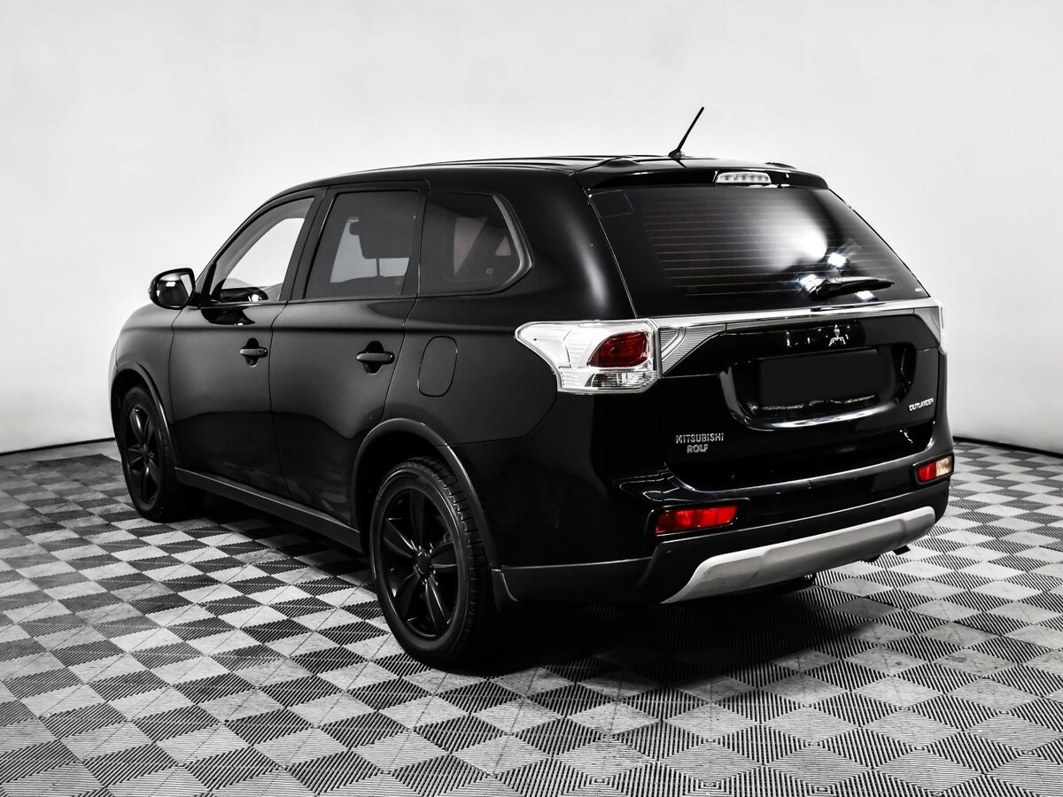 Купить Mitsubishi Outlander с пробегом. Фото: #5