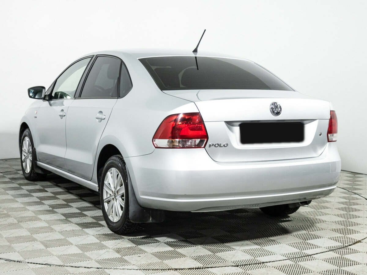 Купить Volkswagen Polo с пробегом. Фото: #6