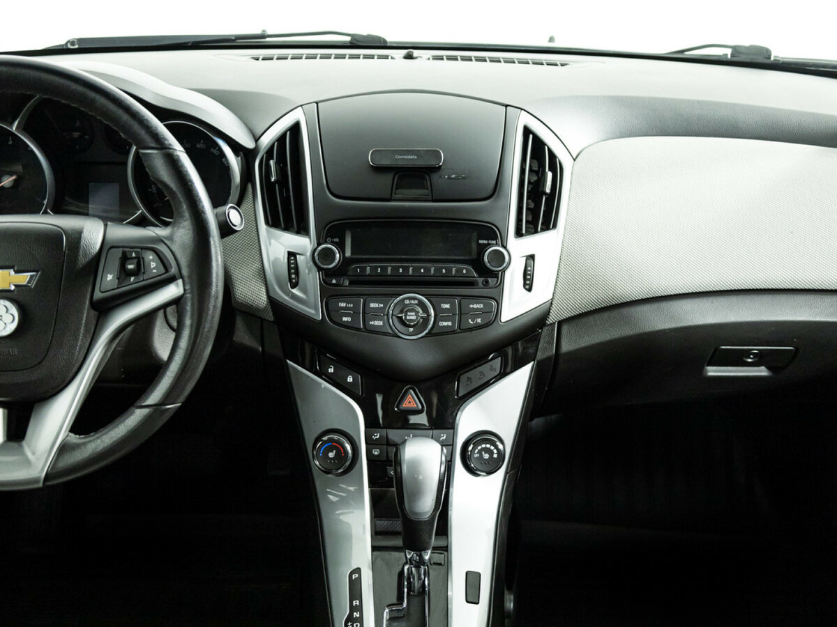 Купить Chevrolet Cruze с пробегом. Фото: #13