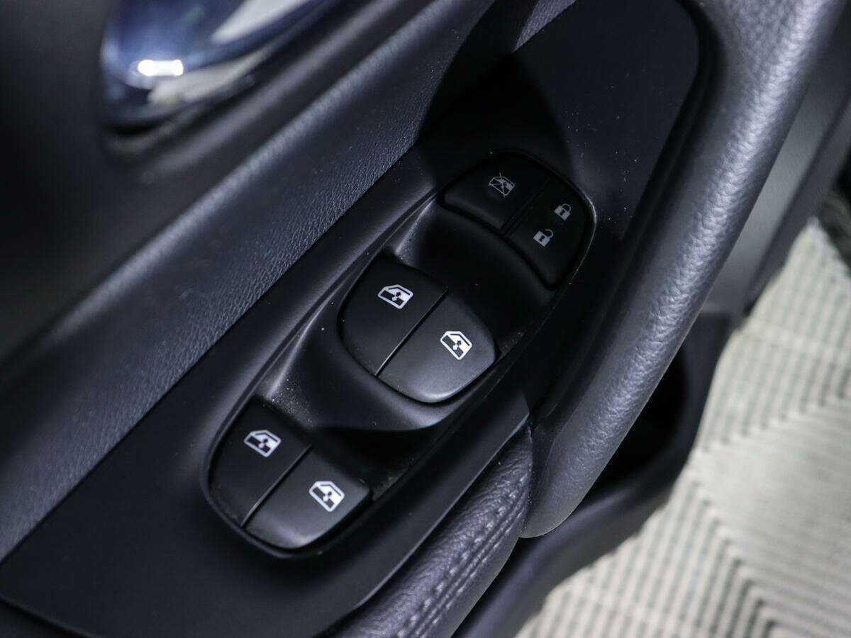 Купить Nissan Qashqai с пробегом. Фото: #15