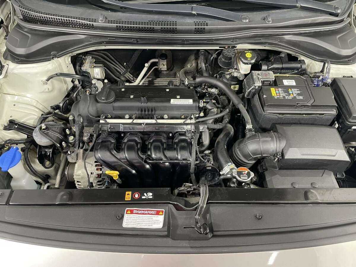 Купить Hyundai Solaris с пробегом. Фото: #15