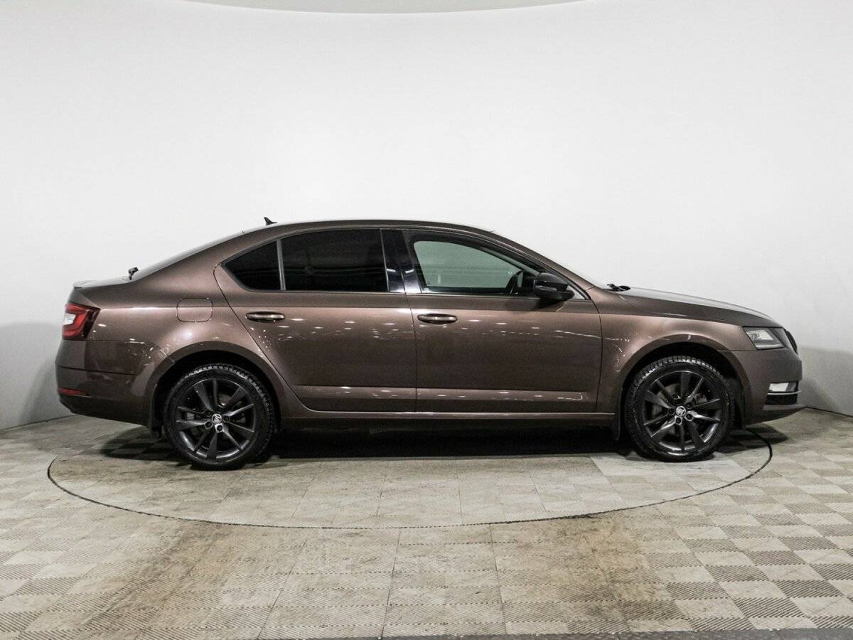 Купить Skoda Octavia с пробегом. Фото: #3
