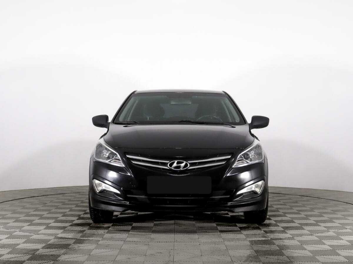 Купить Hyundai Solaris с пробегом. Фото: #1