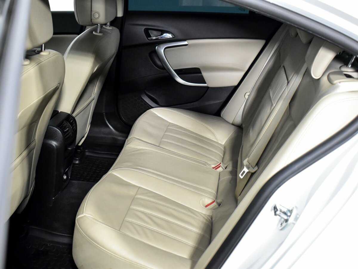 Купить Opel Insignia с пробегом. Фото: #9