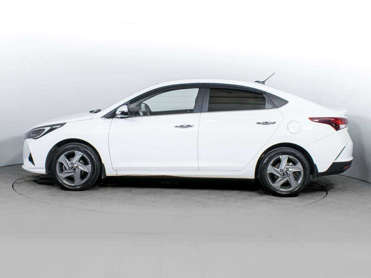 Купить Hyundai Solaris с пробегом. Фото: #7