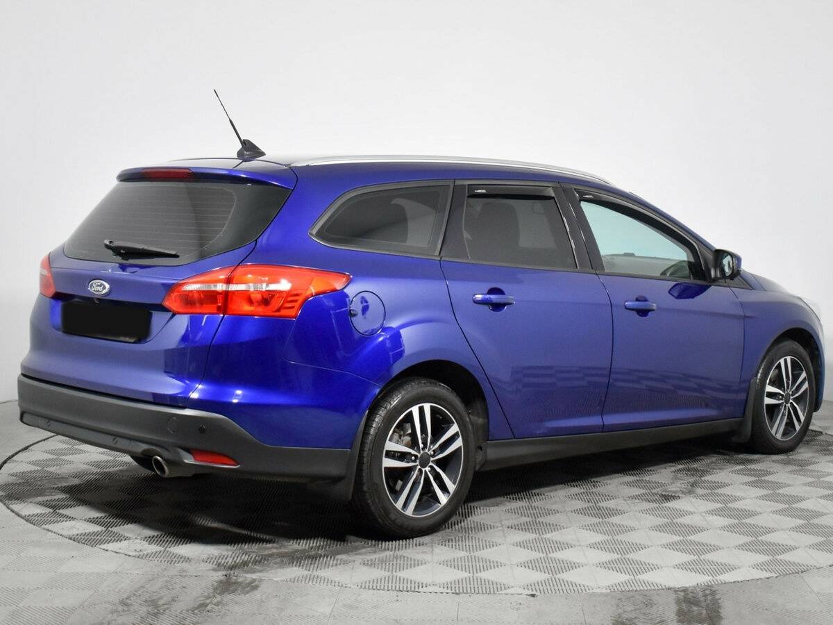 Купить Ford Focus с пробегом. Фото: #4