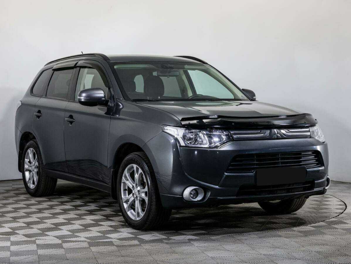 Купить Mitsubishi Outlander с пробегом. Фото: #2
