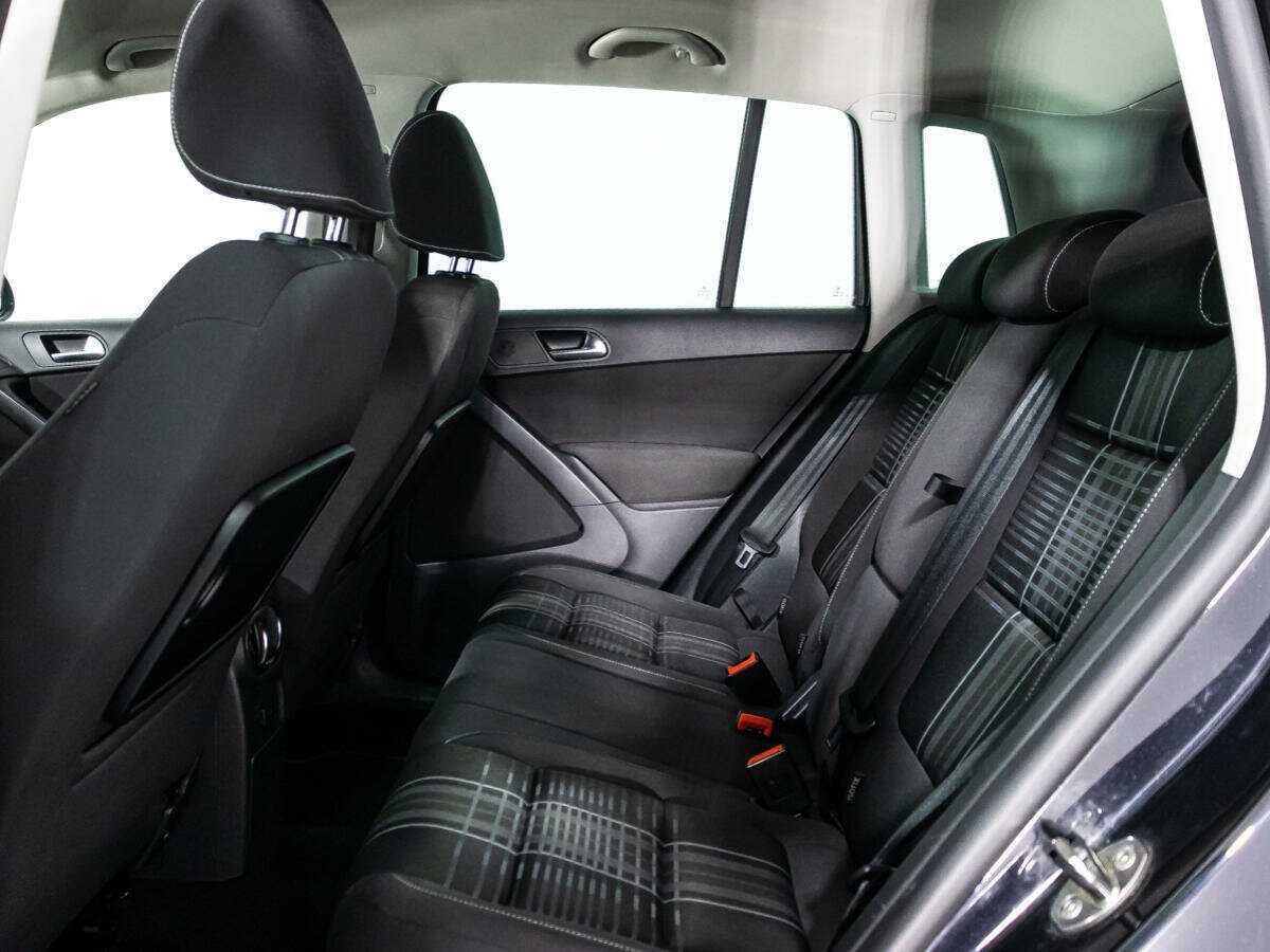 Купить Volkswagen Tiguan с пробегом. Фото: #9