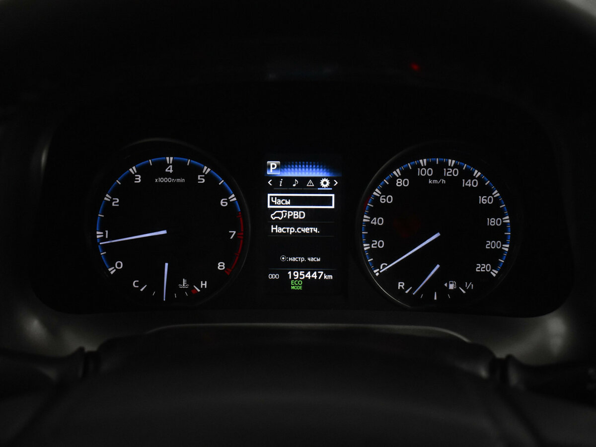 Купить Toyota RAV4 с пробегом. Фото: #15