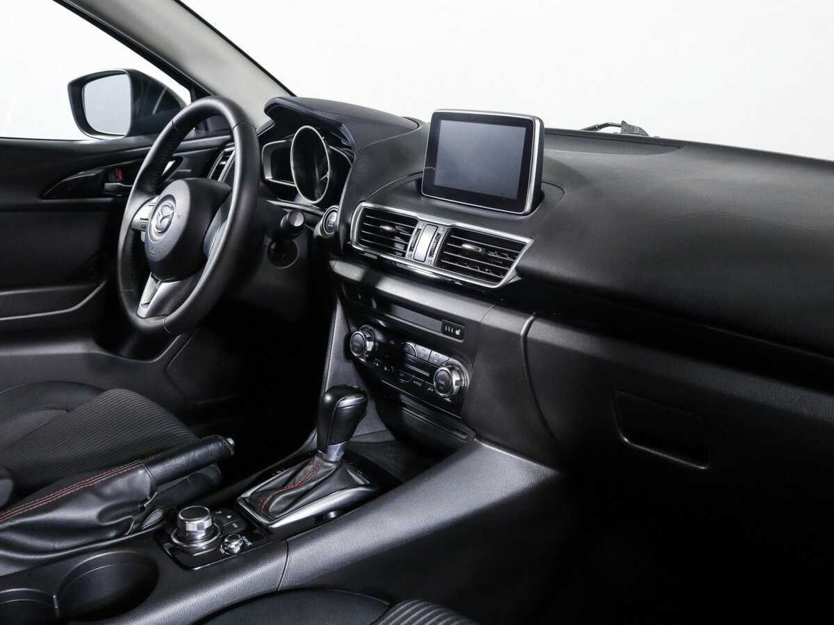 Купить Mazda 3 с пробегом. Фото: #8