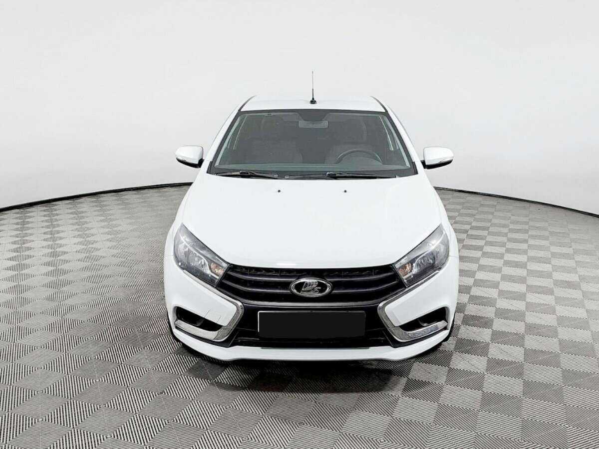 Купить Lada (ВАЗ) Vesta с пробегом. Фото: #1