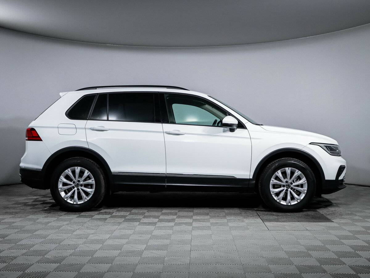 Купить Volkswagen Tiguan с пробегом. Фото: #3