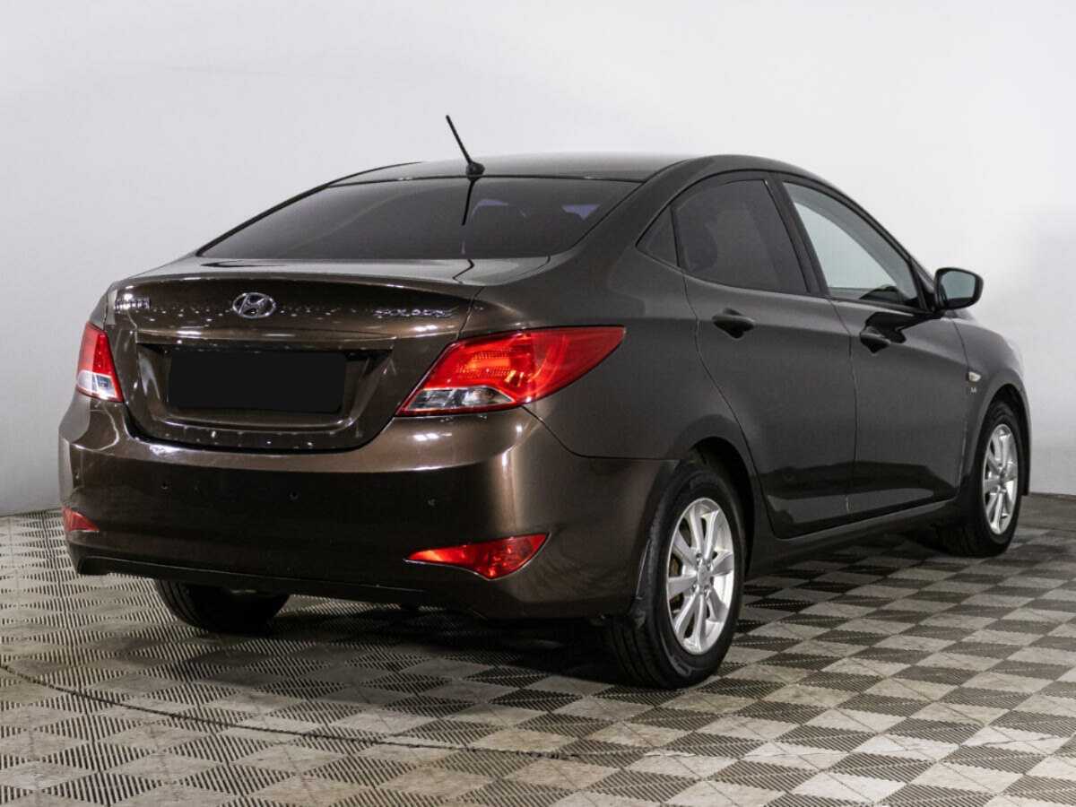 Купить Hyundai Solaris с пробегом. Фото: #4